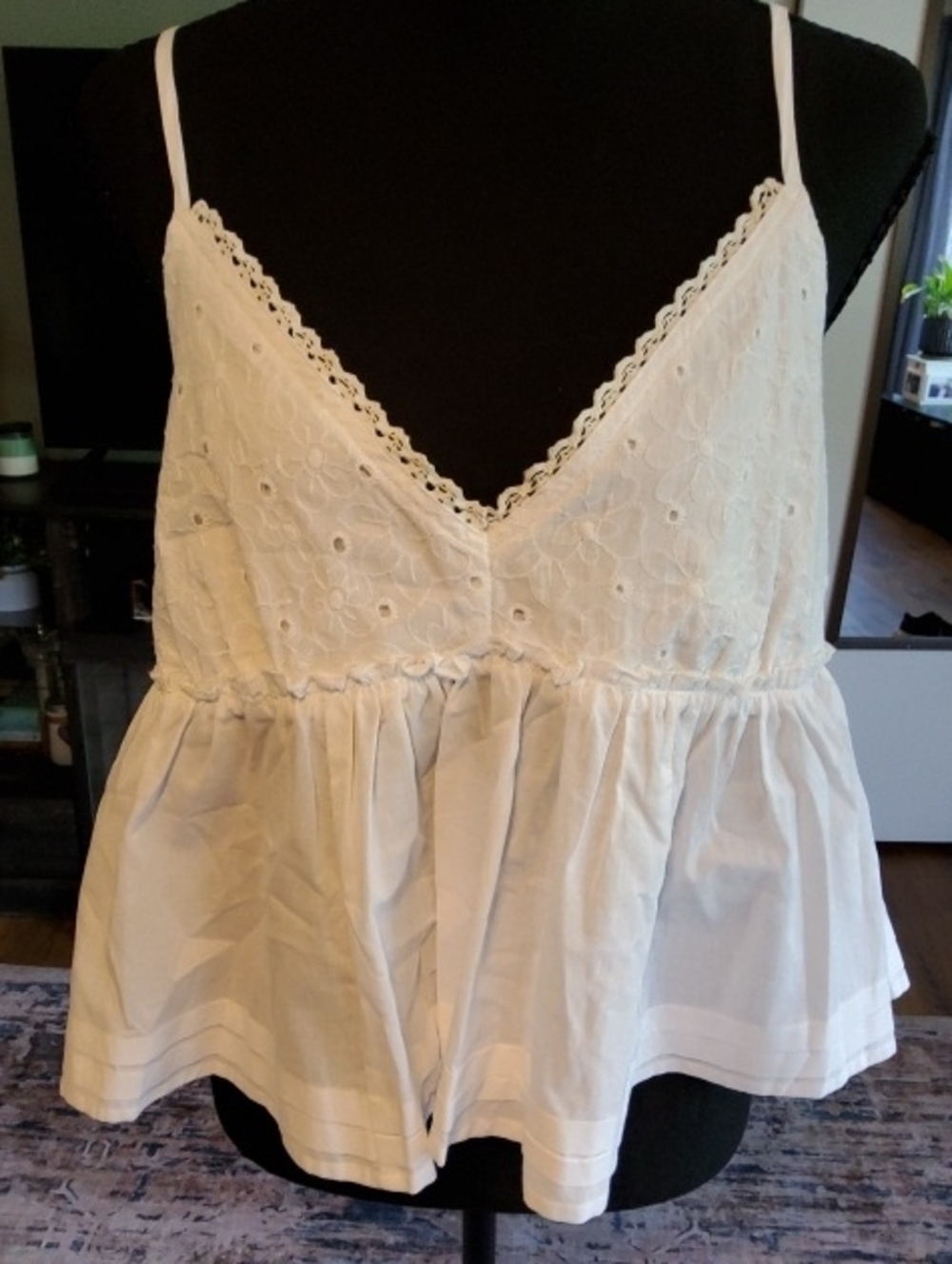 Self Esteem Self❤️E  White Eyelet Peplum Cami Tank Ladies Large NWT